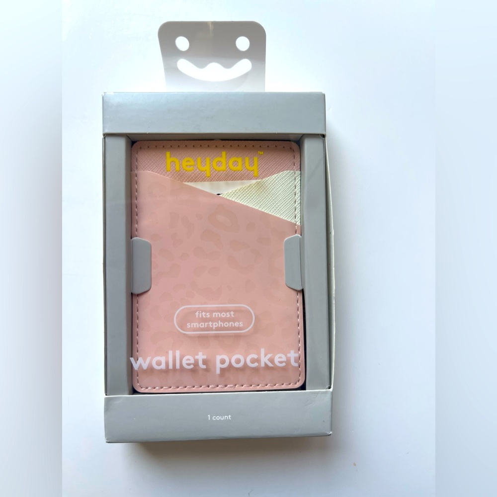 NWT HEYDAY Wallet Pocket Card holder Pink